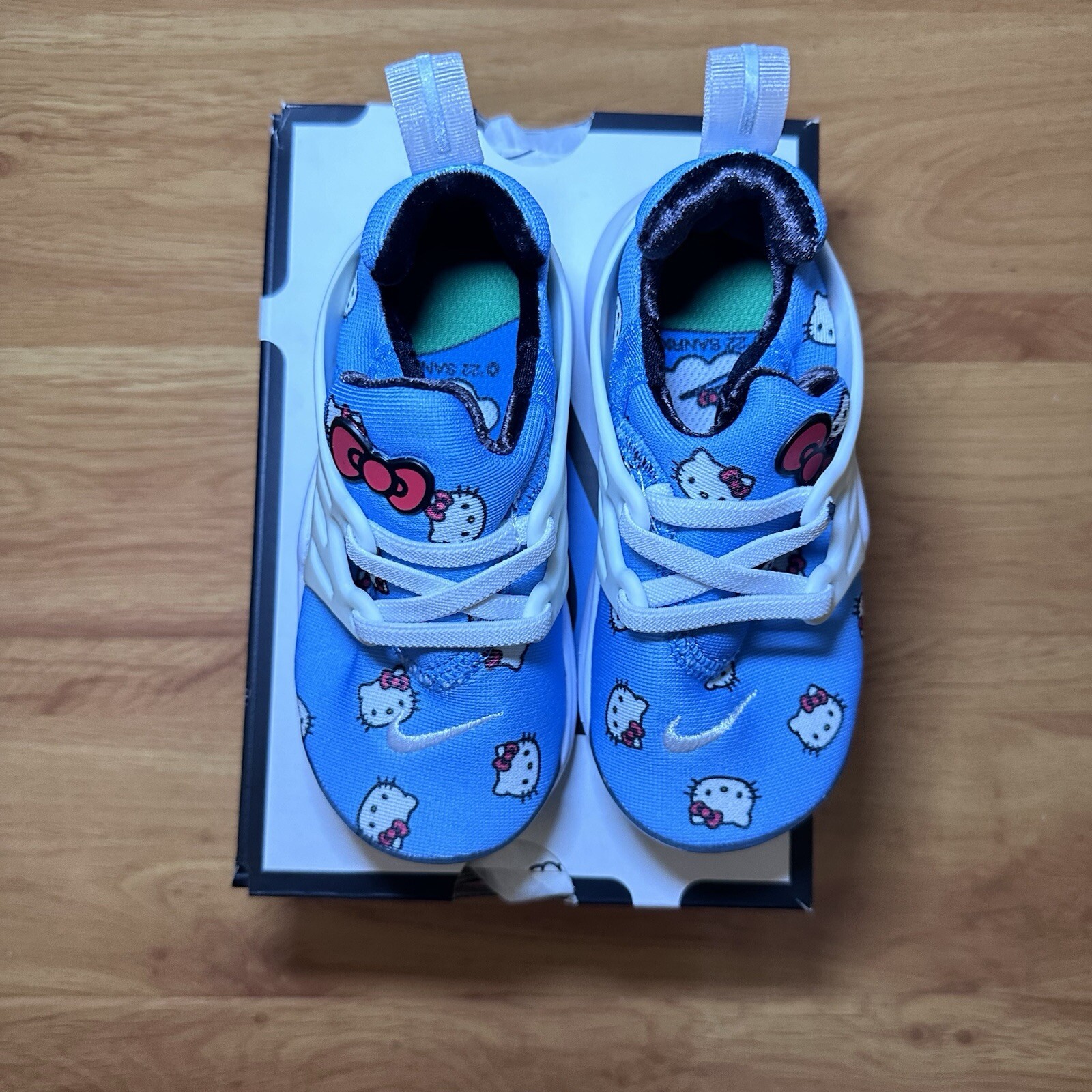 Nike Presto QS Toddler Shoes Hello Kitty CW7461-402. Toddler Sz: 8C-image