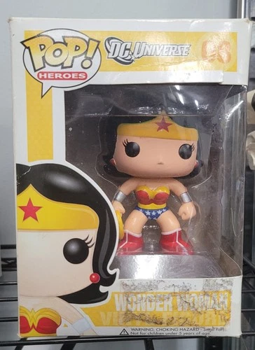 2 Funko Pop DC Heroes: Classic WONDER WOMAN #08 And #178 Vinyl Figure