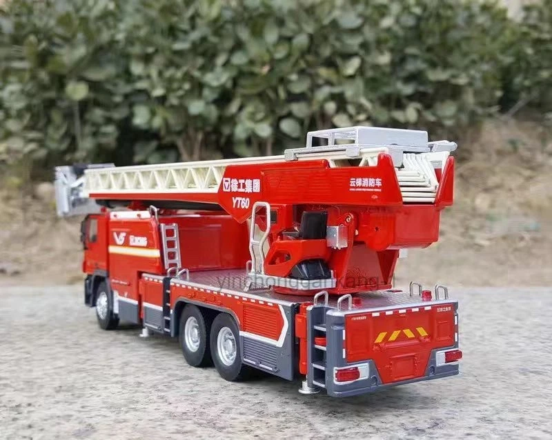 1:50 Volvo XCMG YT60 climbing fire truck alloy model - Image 4 of 4