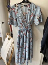 PrettyLittleThing Blue Floral V Neck Flutter Sleeve Belted Pleated Midi Dress 6