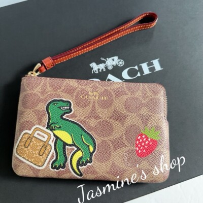 NWT Coach Corner Zip Wristlet In Signature Canvas With Sticker
