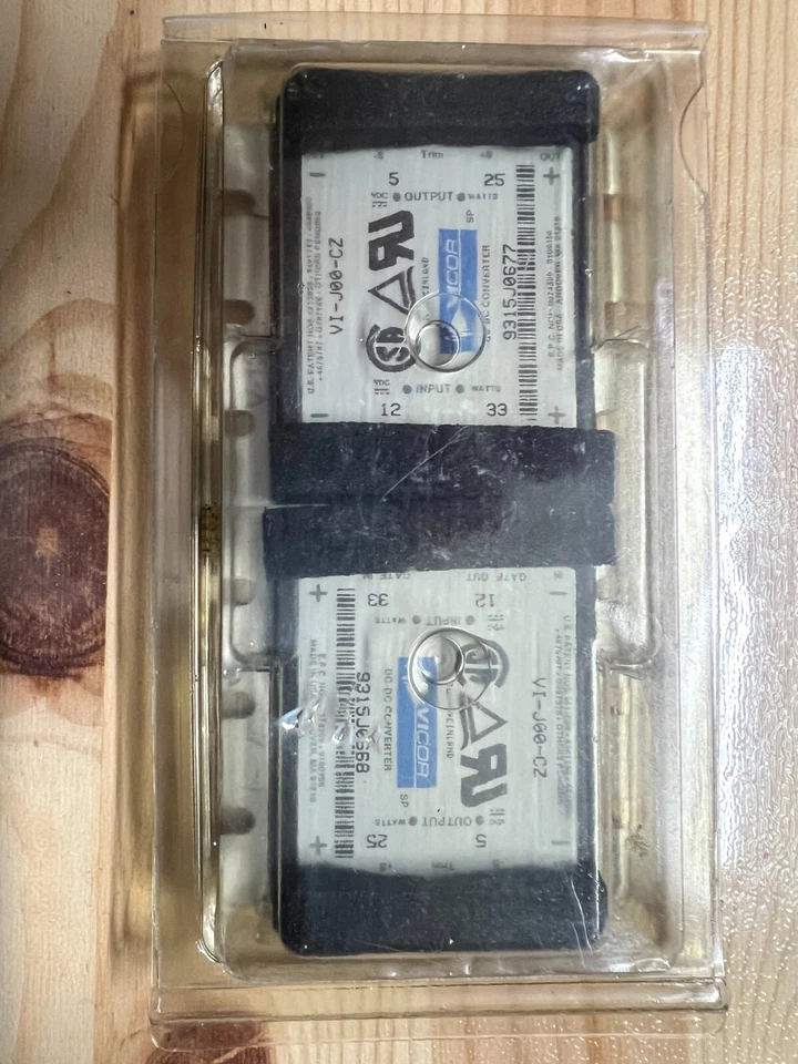 2pcs Vicor VI-J00-CZ DC to DC Converter 12VDC 33W In, 5VDC 25W Out. - Image 2 of 3