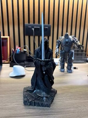 Der Herr der Ringe Figur Nazgul Iron Witch King Hexenkönig von Angmar 25 cm