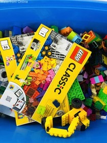LEGO 4496 Creator Fun with Building Building Bricks & People Tub Appears Full
