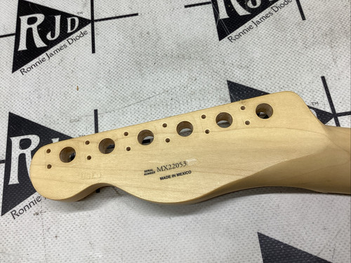Fender MIM Telecaster 2022 cuello de arce - Imagen 8 de 13