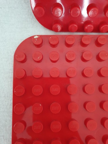 4 Duplo Base Boards Plates 24 x 24 Red & Green - Picture 4 of 5