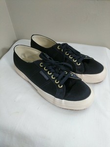 superga man