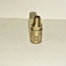 PARKER   B22 Coupler Body, Brass, MNPT, 1/4 In. Pipe, New