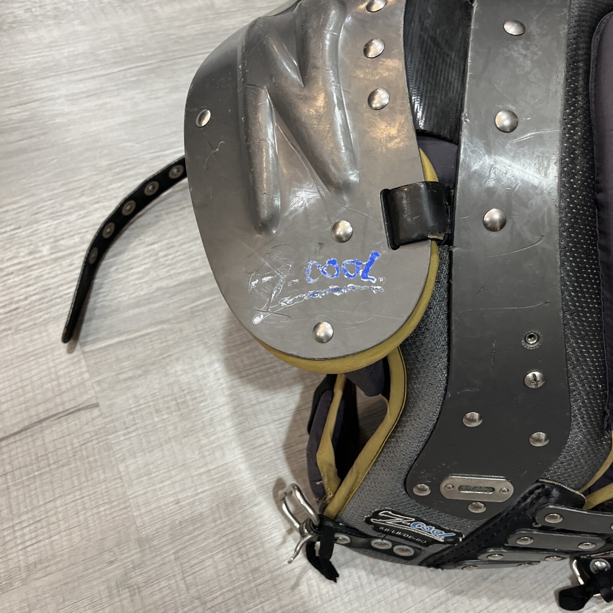 Gear Pro Tec Z-Cool S 16-17” RB LB Football Shoulder Pads