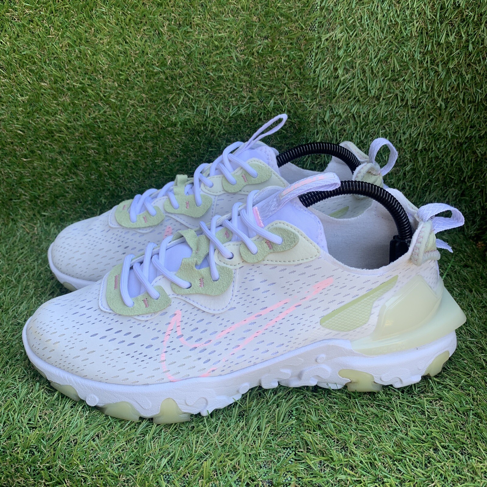 Women’s NIKE REACT VISION White/Olive Trainers DM3032 100 Size 7.5 Uk