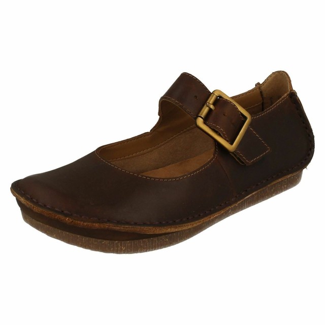 clarks stock
