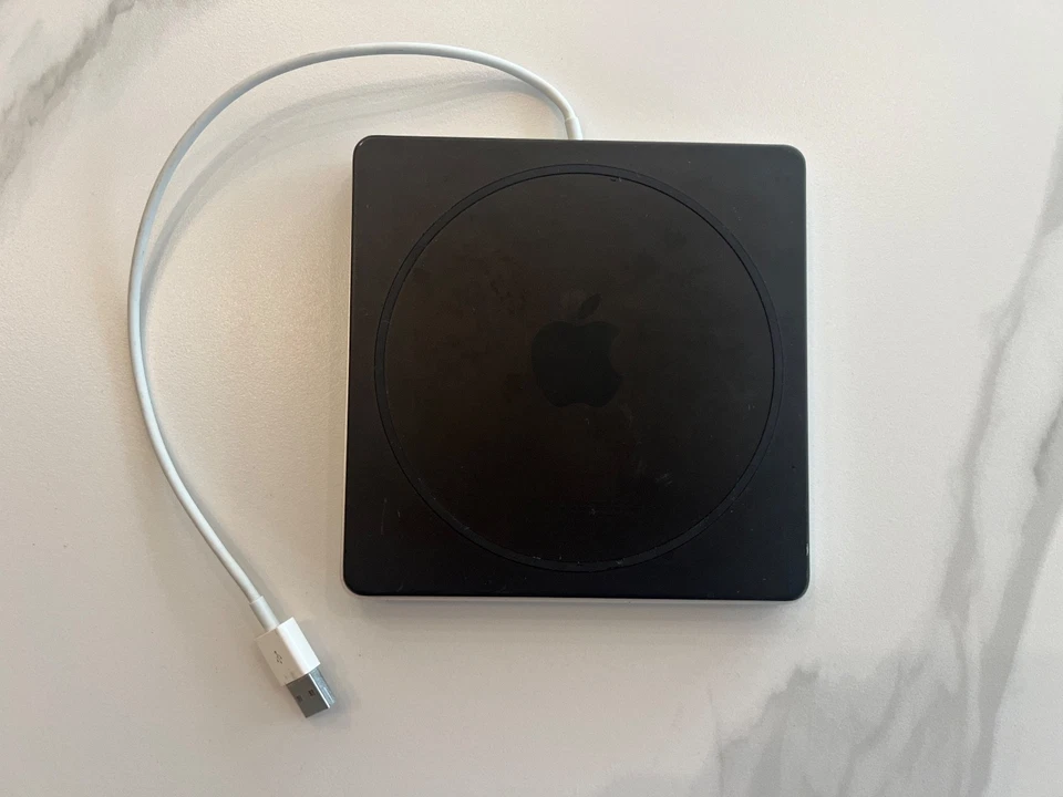 Apple USB Externo SuperDrive CD DVD/RW - A1379 (MD564ZM/A) Foto 3 de 3