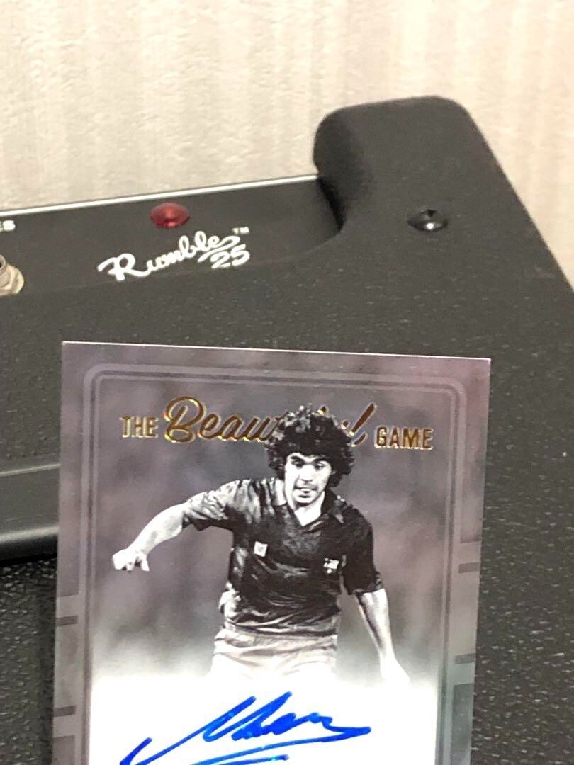 16-17 PANINI DONRUSS マラドーナ直筆サインカード 16-17 PANINI DONRUSS マラドーナ直筆サインカード 16-17 PANINI