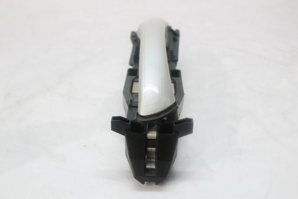 2003-2007 MERCEDES-BENZ C230 FRONT RH PASSENGER SIDE EXT. DOOR HANDLE L3316  - Image 4 of 4