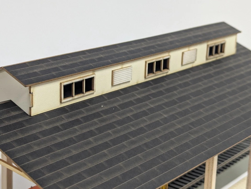 Kit de estação de galpão de trem - Galpão de vagão de carga escala HO - Construção de oficina de reparo de motores - Imagem 2 de 4