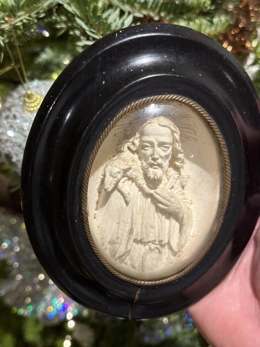 Ancien Grand reliquaire en calcaire époque XIXe siècle - Photo 4 sur 8