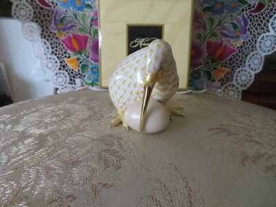 CUTE HEREND, KIWI, #15334, BUTTERSCOTCH FISHNET, W/24KT GOLD, BRAND NEW