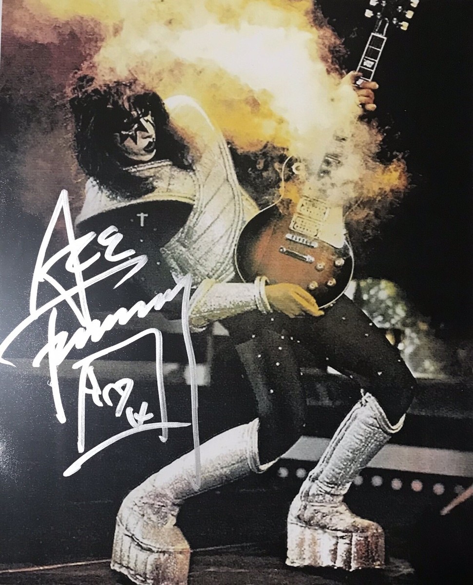 KISS Signed Photo Ace Frehley Autographed Picture (Simmons Stanley