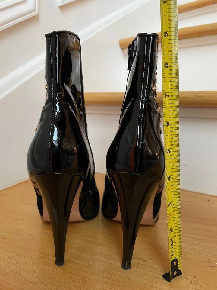 Botas de cuero negras con estampado de animales Beverly Feldman Chaos 8 Foto 2 de 4