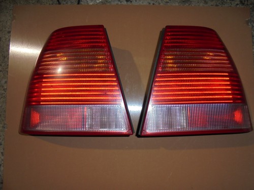 Rücklicht Rückleuchte Heckleuchte Set 1J5945096 VW Bora Limousine
