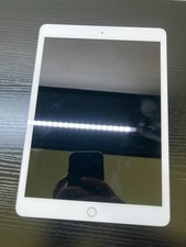 Apple iPad 7th Generation A2197 128GB WiFi 10.2  