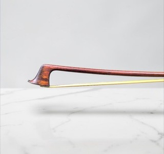 Beautiful Old Pernambuc Silver mounted Violin Bow stamped: E. Sartory a Paris