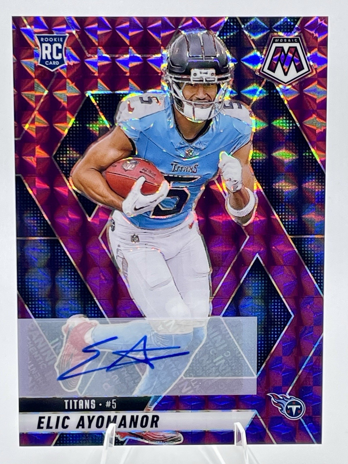 2025 Panini Mosaic Elic Ayomanor Purple Prizm Auto RC #14/49 Titans #333