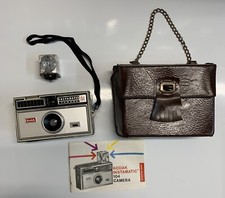 Vintage Kodak Instamatic Camera 104 Made in USA Untested Blue Dot Flash w/ Case