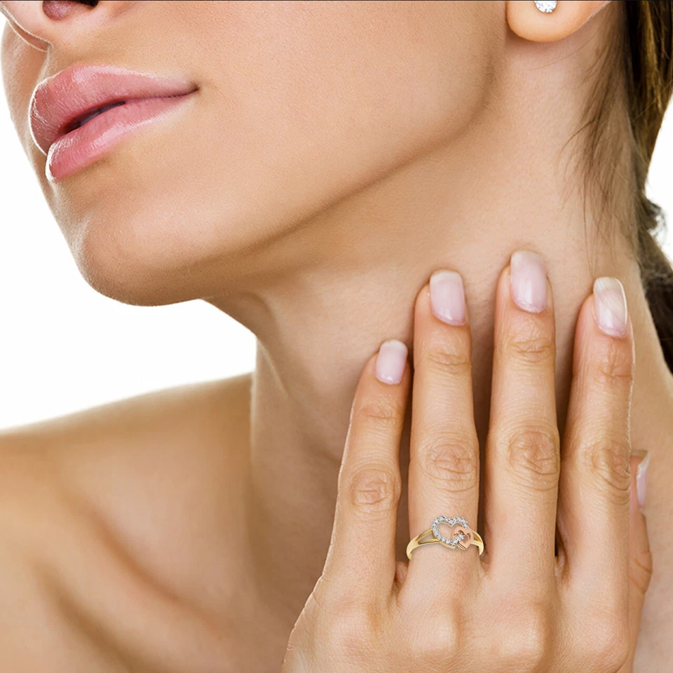 Anillo de amor CZOpen de oro de dos tonos con doble corazón (disponible en oro amarillo/rosa/blanco) Foto 2 de 4