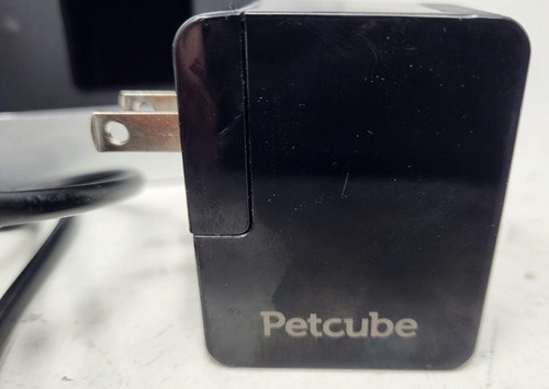 Petcube Bites Indoor 1080p Wi-Fi Pet Camera &Treat Dispenser 2-Way Audio Silver - Picture 6 of 8