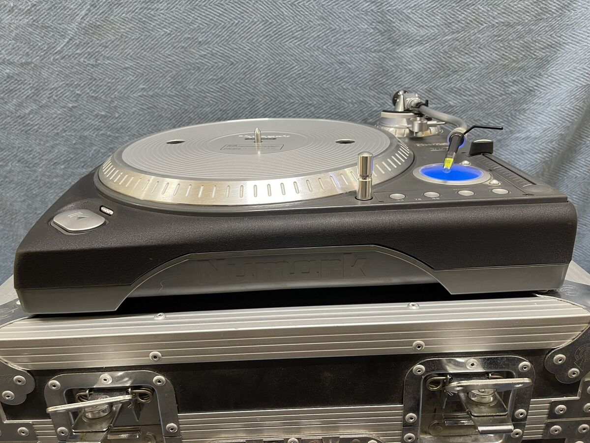 NUMARK TTX PROFESSIONAL DIRECT-DRIVE TURNTABLE w/ Road Ready NUMARK TTX PROFESSIONAL DIRECT-DRIVE TURNTABLE w/ Road Ready