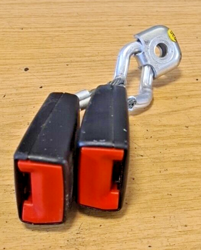 2010 VOLKSWAGEN GOLF MK6 LEFT REAR DOUBLE SEATBELT BUCKLE CATCH 1K0857739