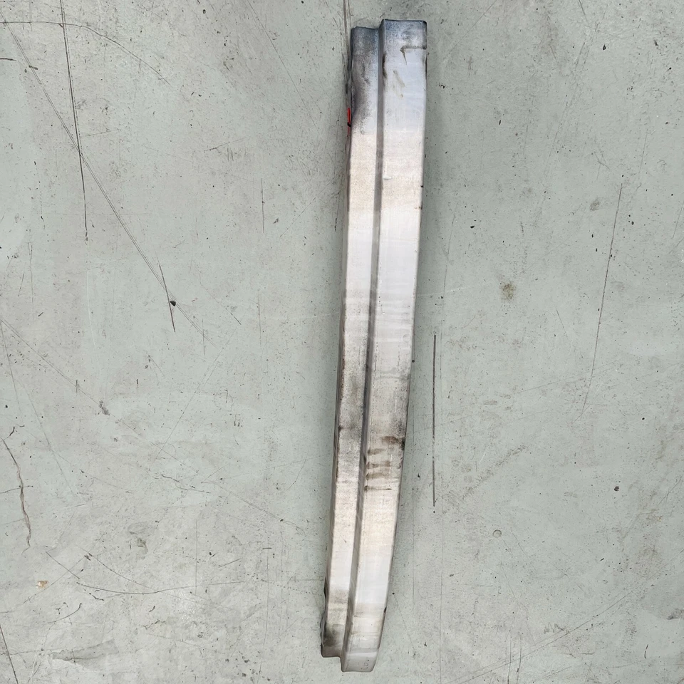 05-11 Barra de refuerzo de parachoques trasero Audi A6 Quattro choque impacto OEM Foto 3 de 4