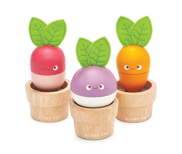 le toy van stacking veggies