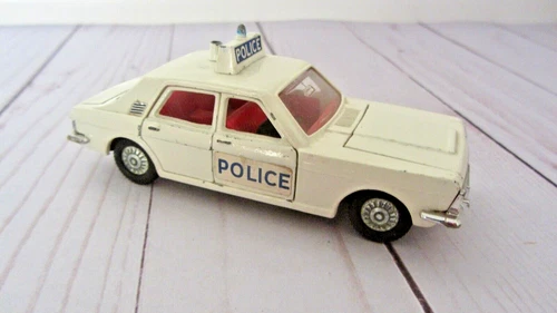VINTAGE  DINKY TOYS 255 FORD ZODIAC POLICE CAR COMPLETE WITH SPARE TIRE & DRIVER