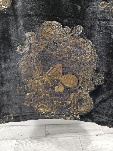 Madam Troussou's Apothecary 50X60 Plush Foil Throw Skulls Butterfly Design NWT - Picture 4 of 4