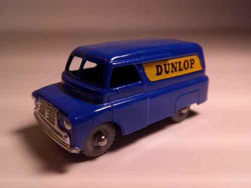 Matchbox Lesney 25a Dunlop van , mint in box - Picture 4 of 18