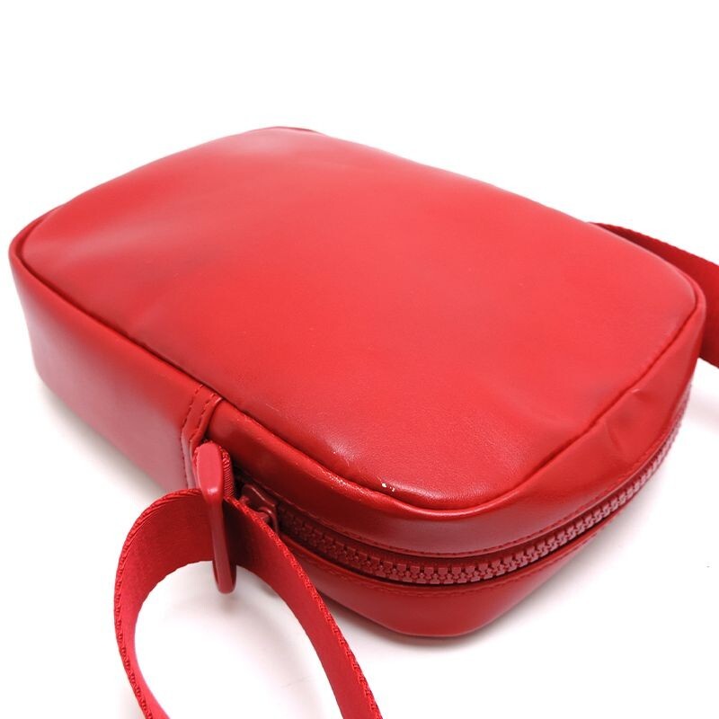 Supreme Lacoste collaboration embossed shoulder bag 2309M Supreme Lacoste collaboration embossed shoulder bag 2309M