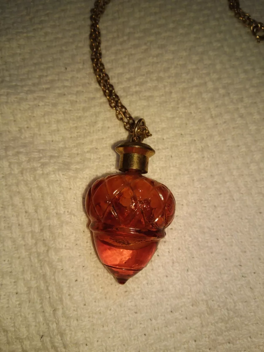 Perfume necklace hotsell pendant vintage