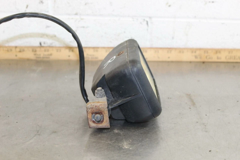 1996 POLARIS XPRESS 300 FRONT RIGHT HEAD LIGHT LAMP HEADLIGHT A428 - Image 2 of 4