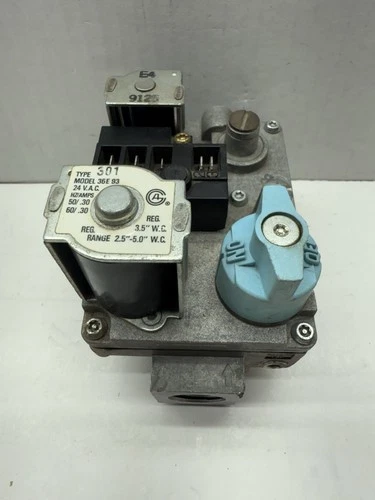 White Rodgers 36E93 301 HVAC Furnace Gas Valve Carrier p/n EF32CW183A
