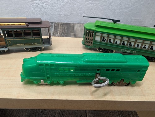 Vintage 1960’s NOSCO Plastics Train Of Tomorrow Wind Up & Desire Street 2 Car - Picture 7 of 17