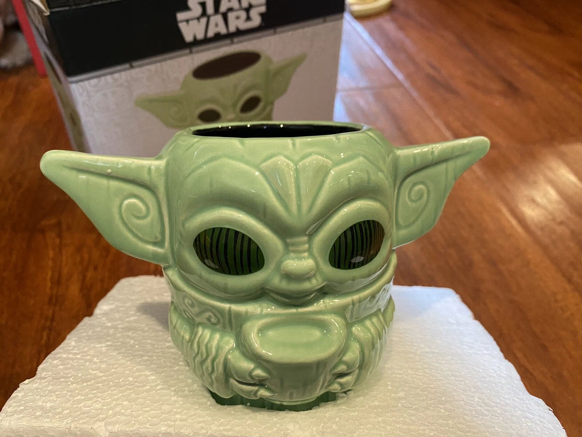 The Mandalorian Star Wars Baby Yoda Mug