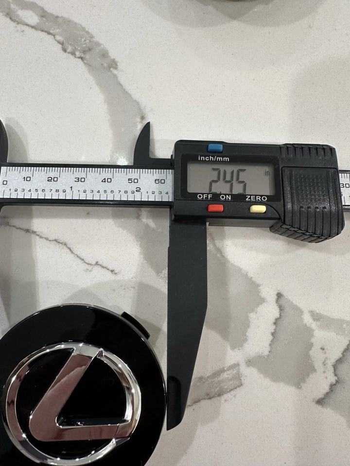 (4X) Tapacubos centrales de rueda LEXUS negro y cromo insignia logotipo 62MM 42603-30590 Foto 3 de 3