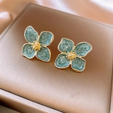 Flower Stud Earrings Women Fashion Petal Earrings Cute Casual Party Jewelry Gift