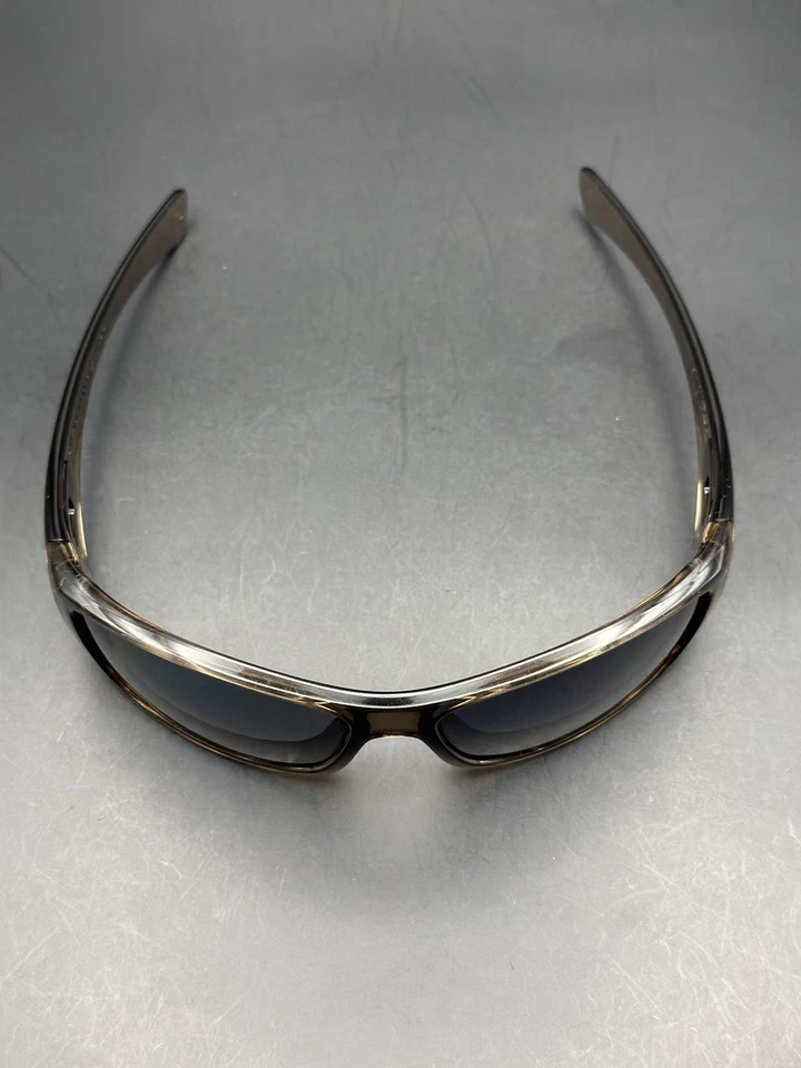 Lentes Oakley Hijinx marrom fumaça com cinza - Imagem 2 de 4