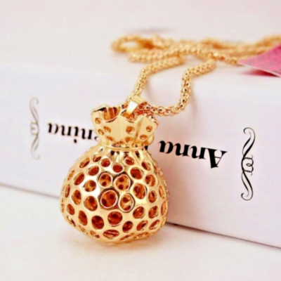 Collana Betsey Johnson Borsetta 3D Cristalli – Oro Con Ciondolo Arcobaleno, Regalo Gratis