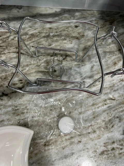 Godinger Silver Art White Wave Style Ceramic Baking Dish w/Wire Chafing Rack - Image 4 of 4