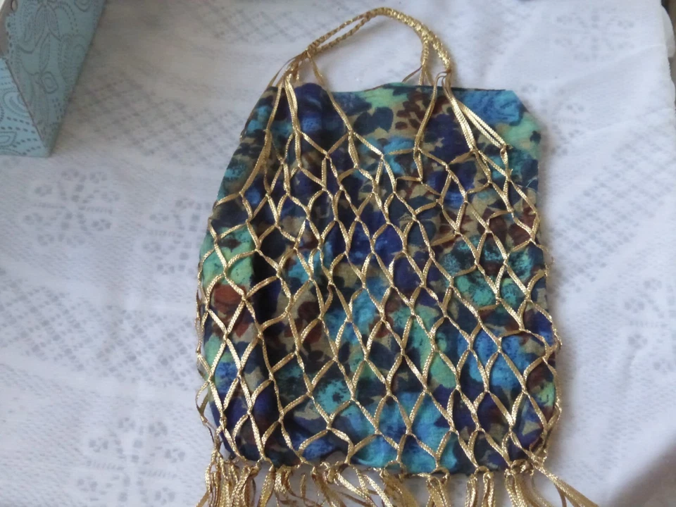 sac à main neuf tissu fleuri et filet doré 45x26cm - Photo 2/4