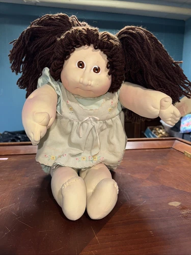 Vintage Cabbage Patch Doll Xavier Roberts The Little People Soft Sculpture 1978